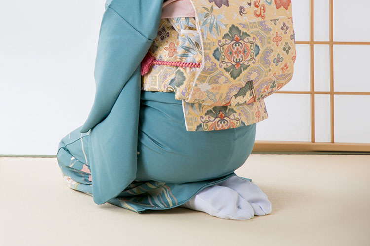 足のしびれのイメージ画像