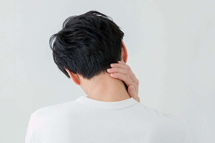 後頭部・首の痛みのイメージ画像